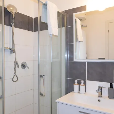 Daire Carano Suite- Modern , Ac Roma