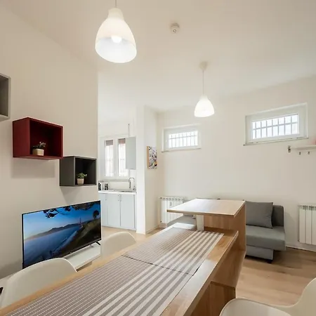 Апартаменты Carano Suite- Modern , Ac *