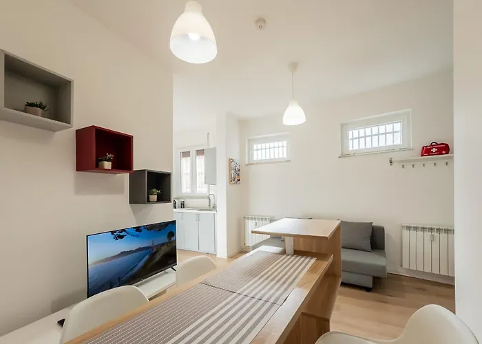 Апартаменты Carano Suite- Modern , Ac