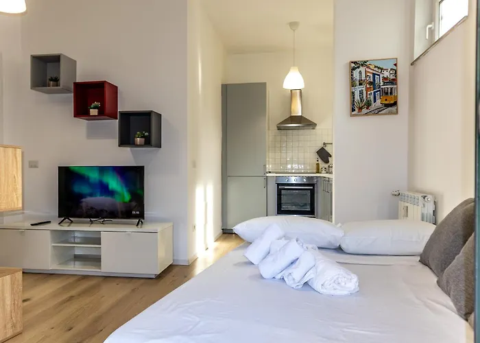 Апартаменты Carano Suite- Modern , Ac